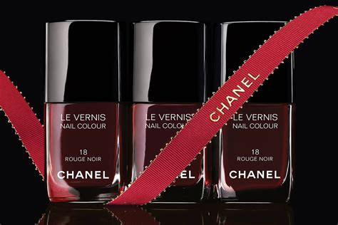 rouge et noir smalto chanel